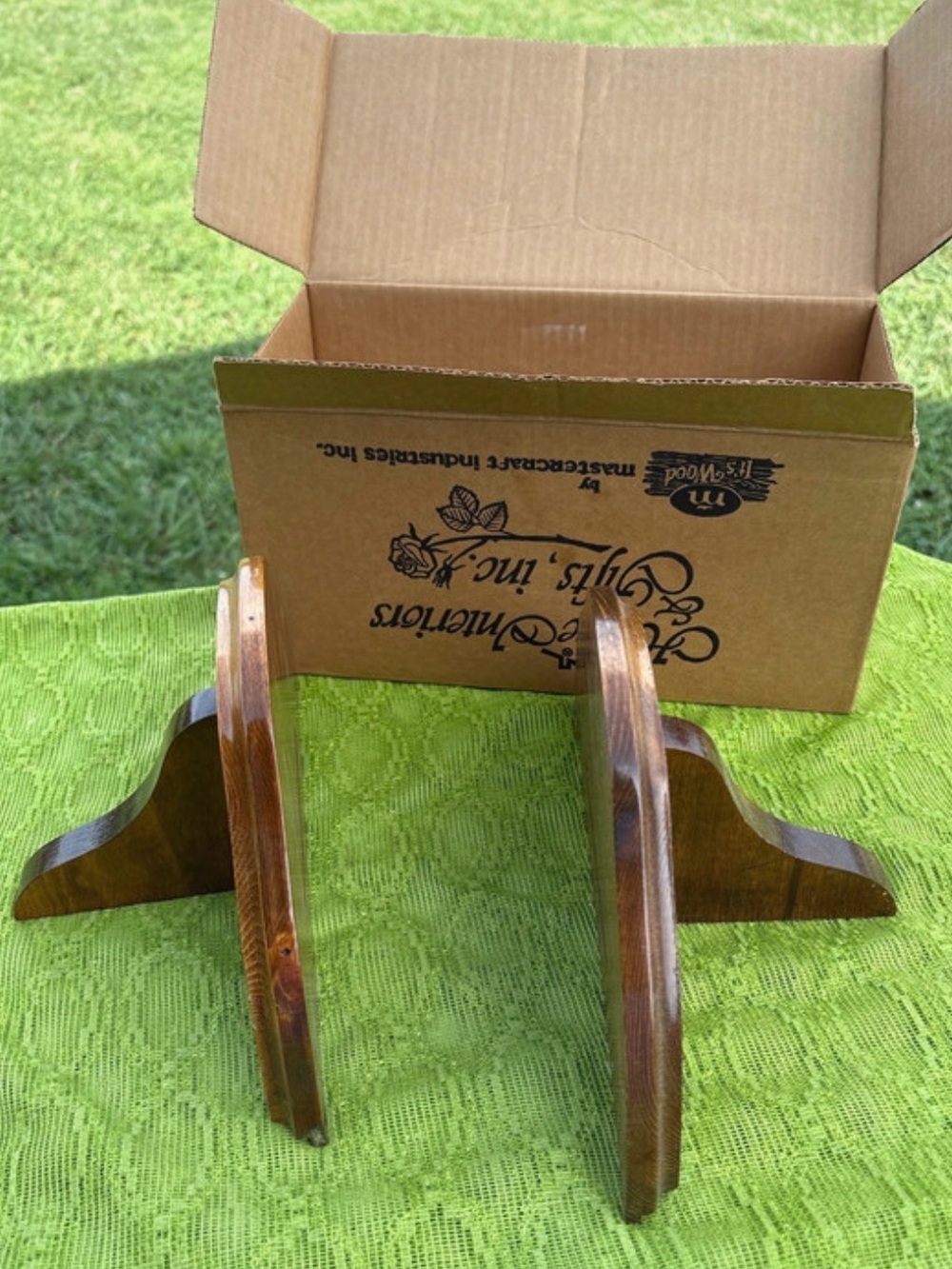 Home Interiors Brown Wood Plate Display Stand